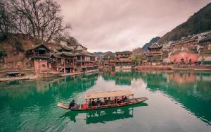 TOUR TRUNG QUỐC - TRƯƠNG GIA GIỚI – ĐẠI HIỆP CỐC - PHƯỢNG HOÀNG CỔ TRẤN